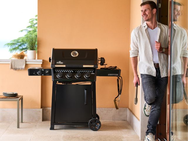 GAS GRILLS